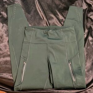 Athleta Rainier tight 7/8 Tall